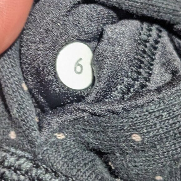 LULULEMON | Keep Up Crew in Sweet Spot Black Angel Wing/Black - Picture 10 of 14